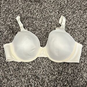 Vanity Fair Cream T-Shirt Bra with Underwire Support